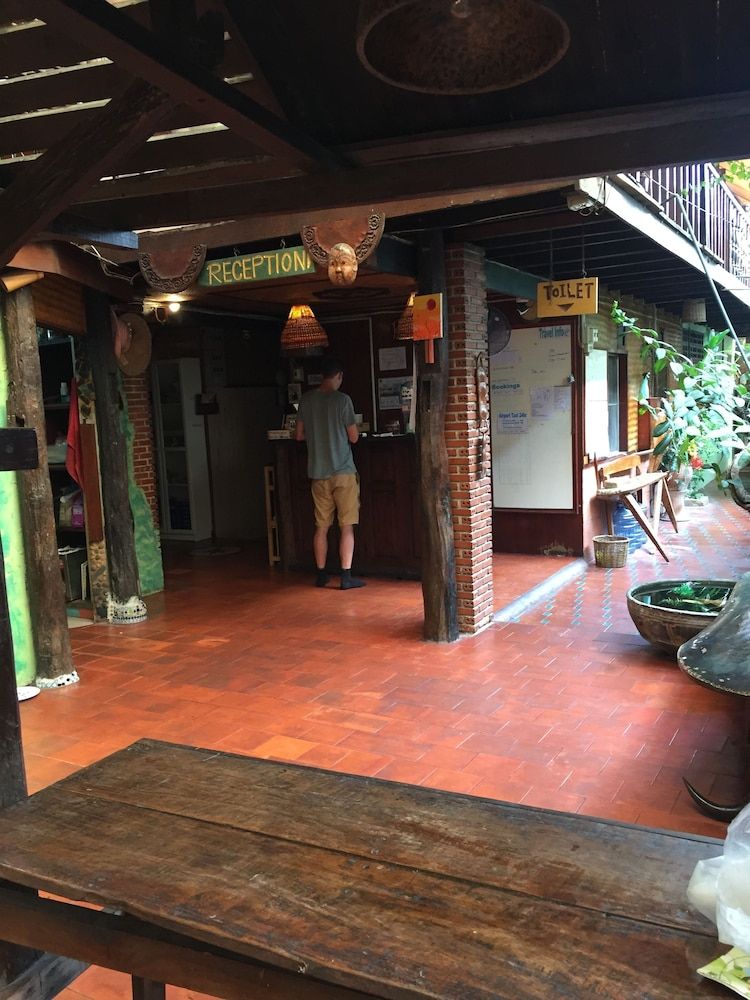 Shanti Lodge Bangkok 2