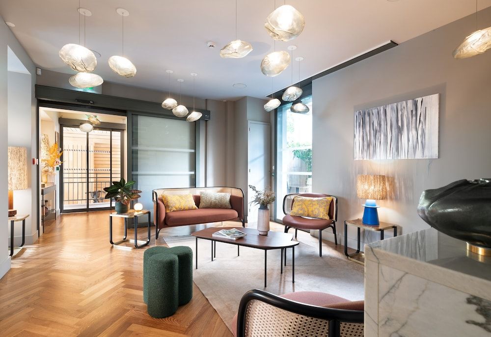 Hébé Hotel 1