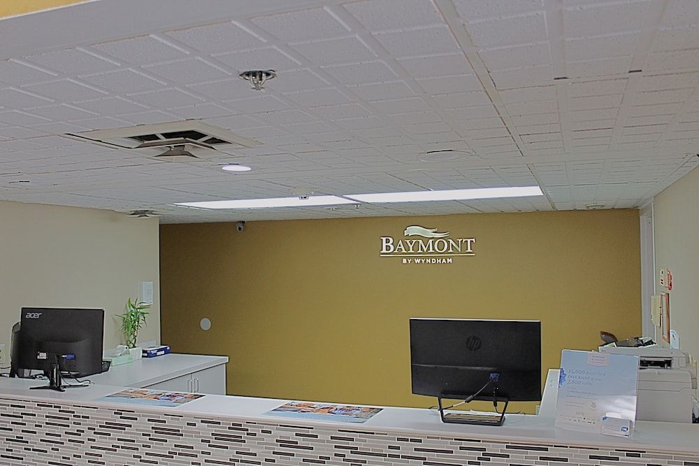 Baymont by Wyndham Springfield 2