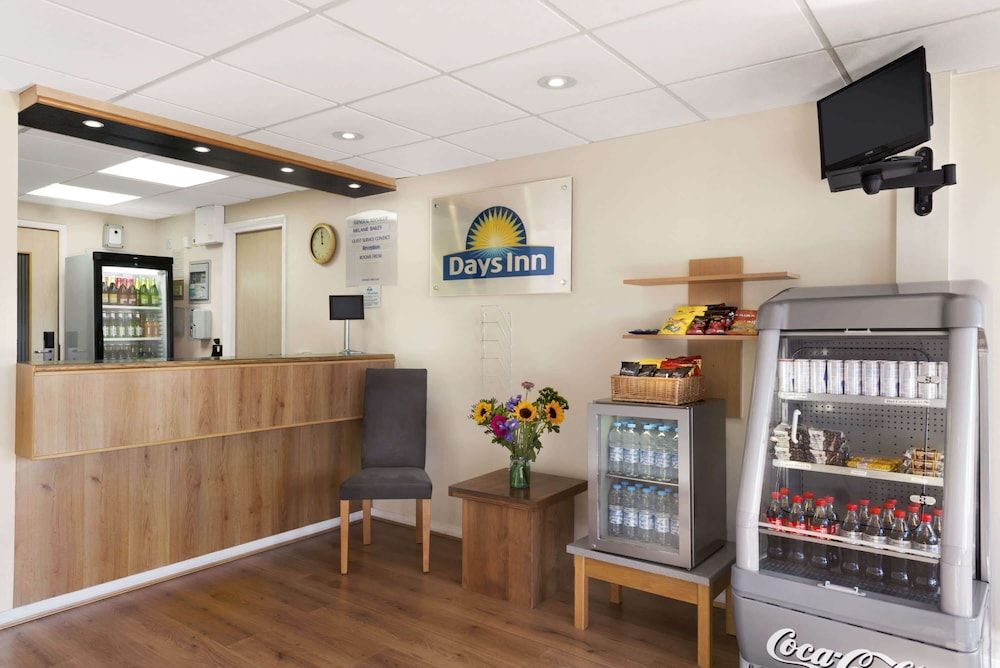 Days Inn by Wyndham Warwick South M40 2
