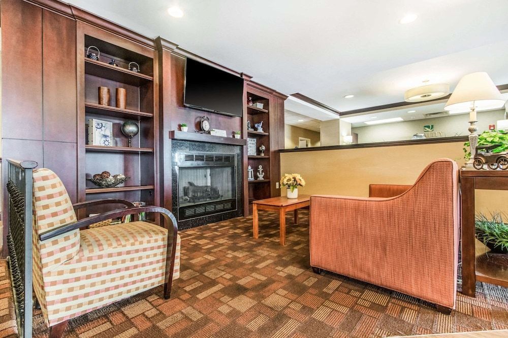Quality Inn & Suites Lawrenceburg 2