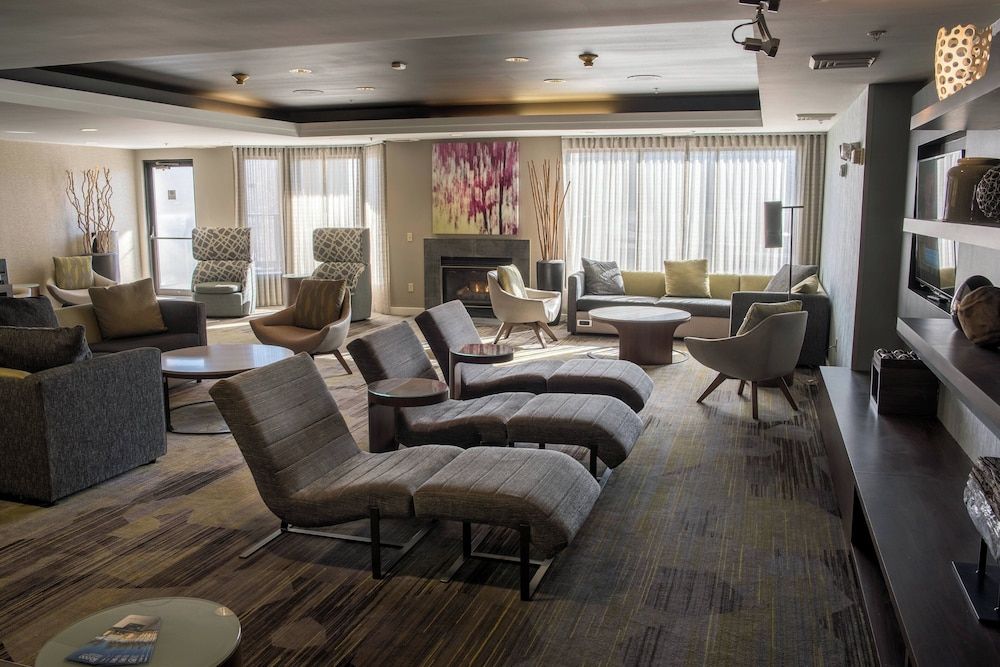 Courtyard by Marriott Norwich 2