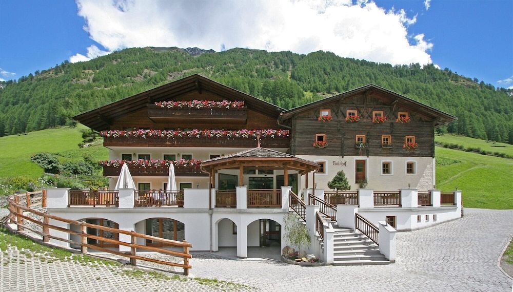 Hotel Rainhof 1