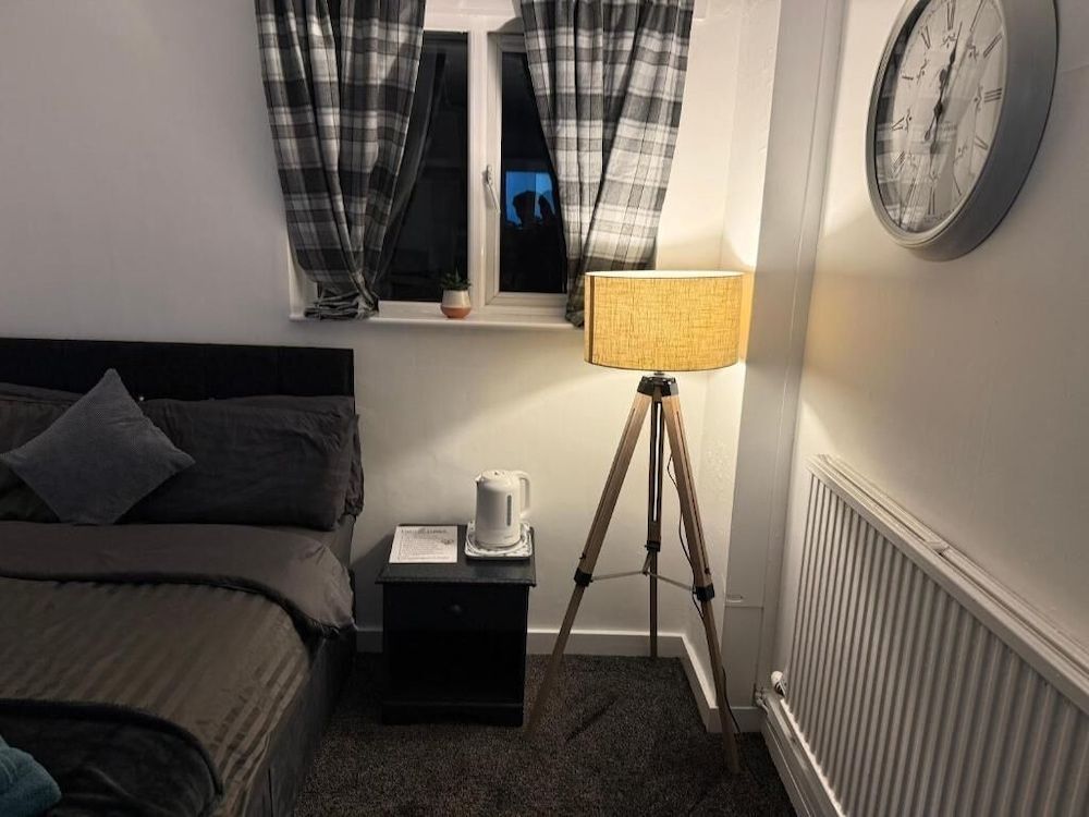 Moor Park Apartments 2