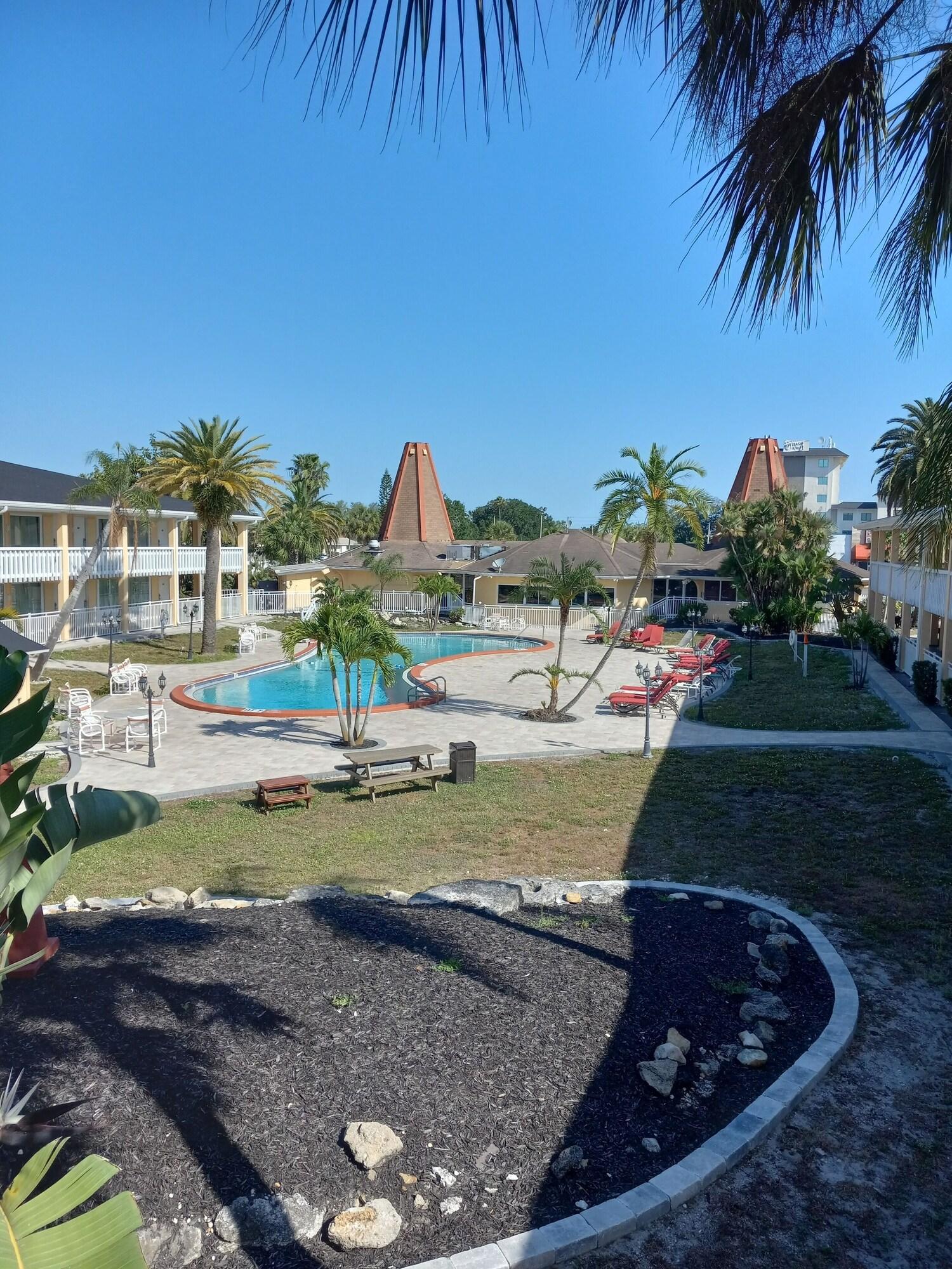 Rodeway Inn Holiday FL 1