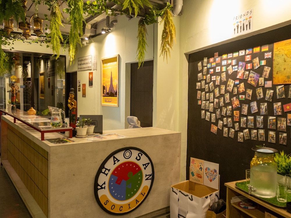 Khao San Social Capsule Hostel 1