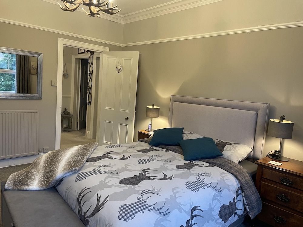 Seaside-scarborough-wifi-parking-petsok-sleeps-7/8 2