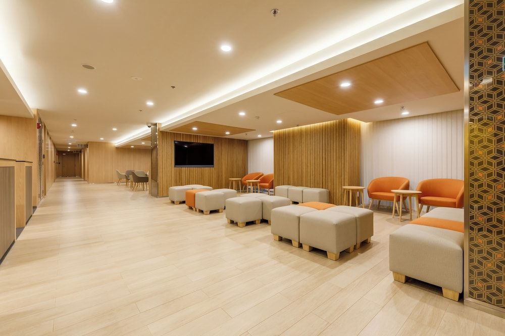 Nishitetsu Hotel Croom Bangkok Silom 2