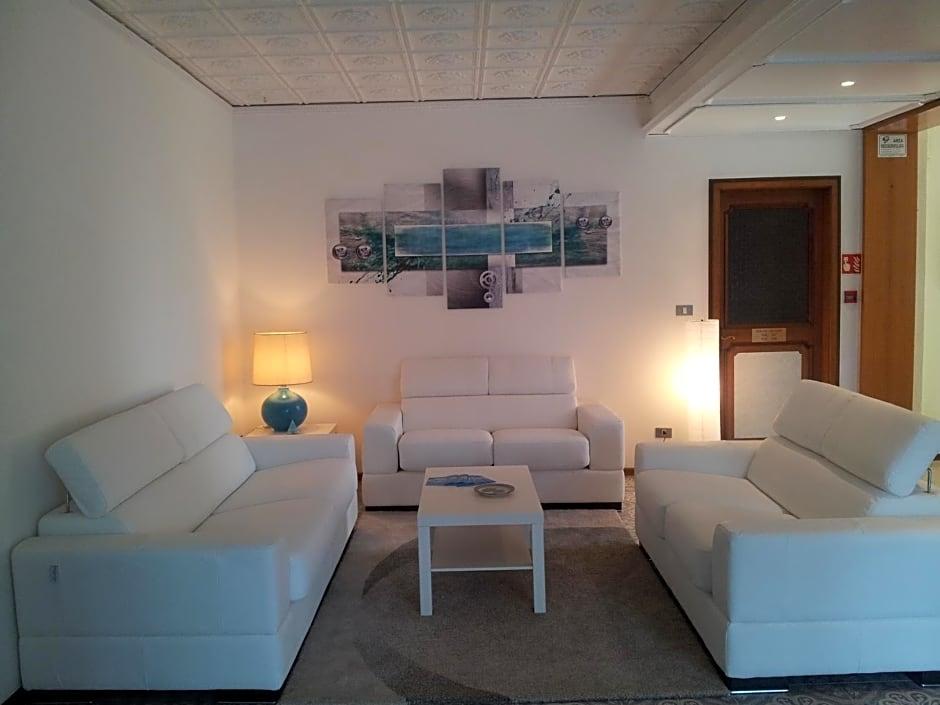 Hotel Moreri 1
