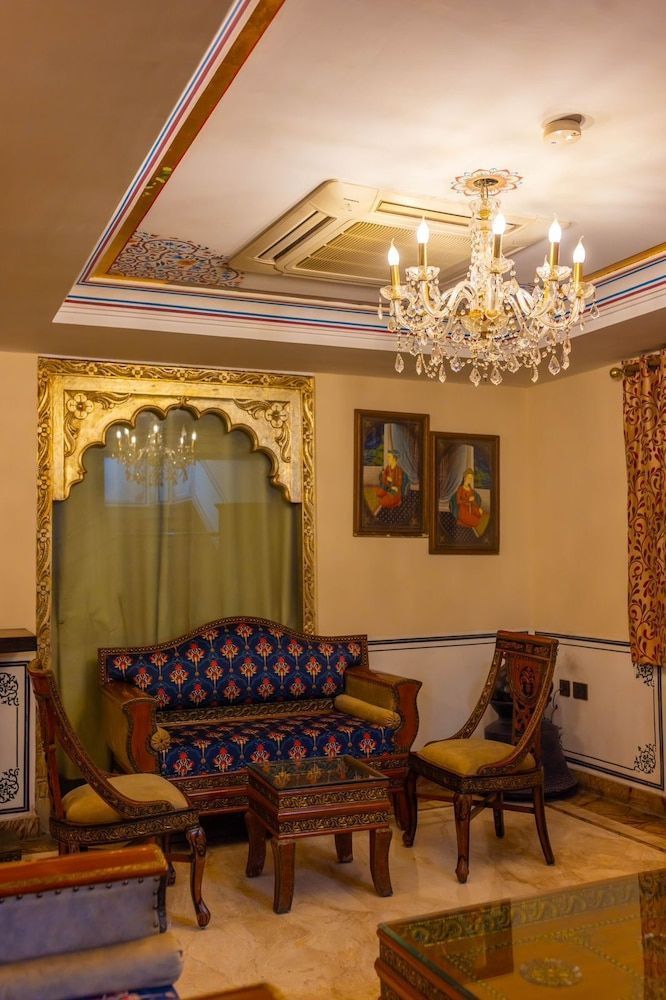 WelcomHeritage Traditional Haveli 2