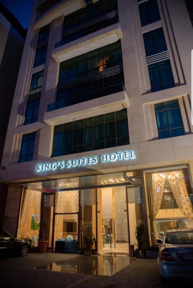 King Suites Hotel 1
