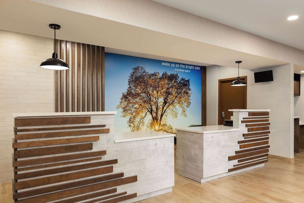 La Quinta by Wyndham Santa Clarita - Valencia 2