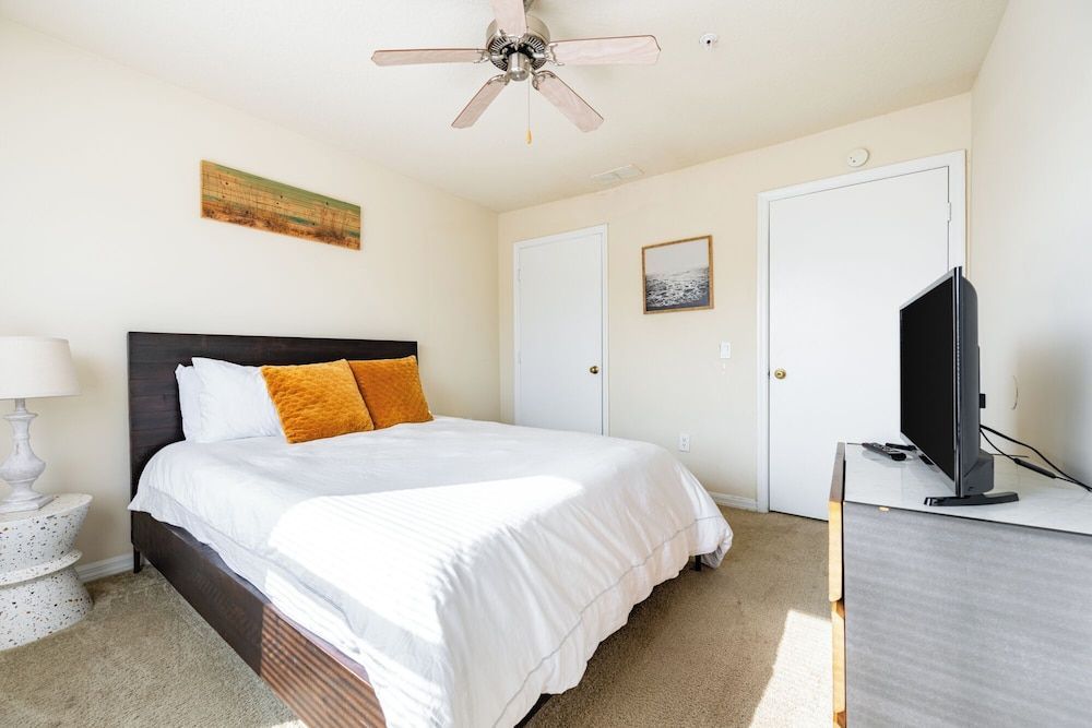 Bradenton Apartments by Landing 2