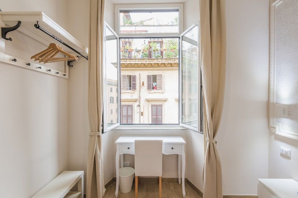 Walker Rooms 1