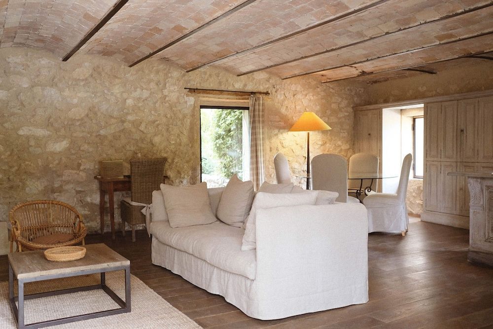 Le Galinier Lourmarin, a Beaumier Guesthouse 2