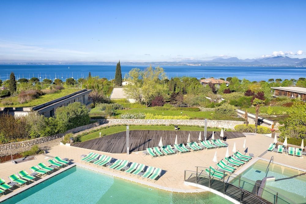 Parc Hotel Germano Suites 1