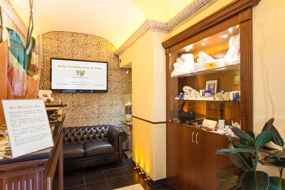 Hotel Manfredi Suite In Rome 2