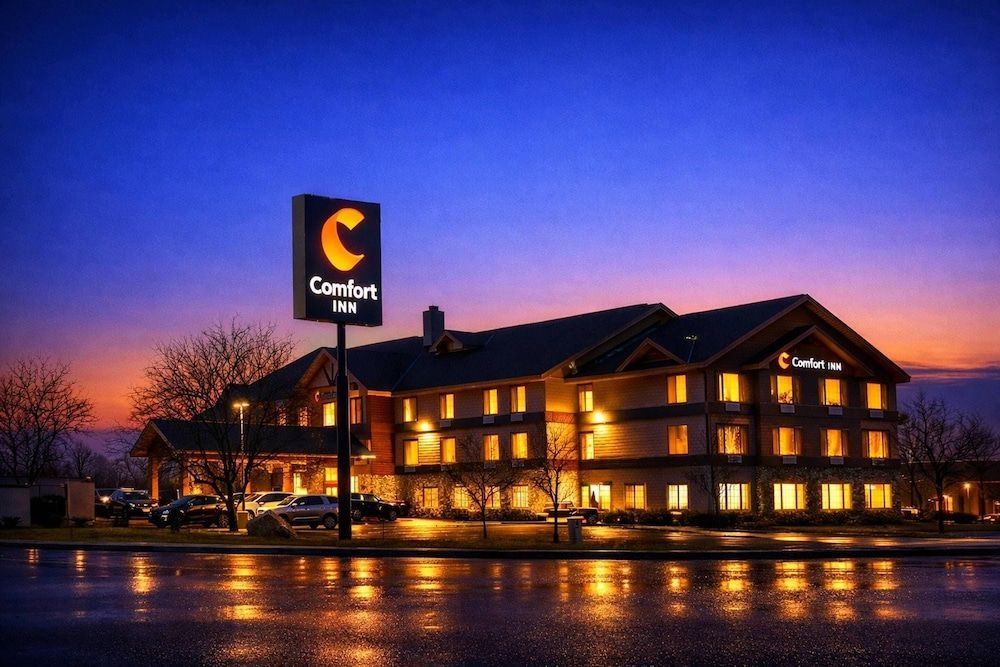 Comfort Inn Owatonna near Medical Center 1