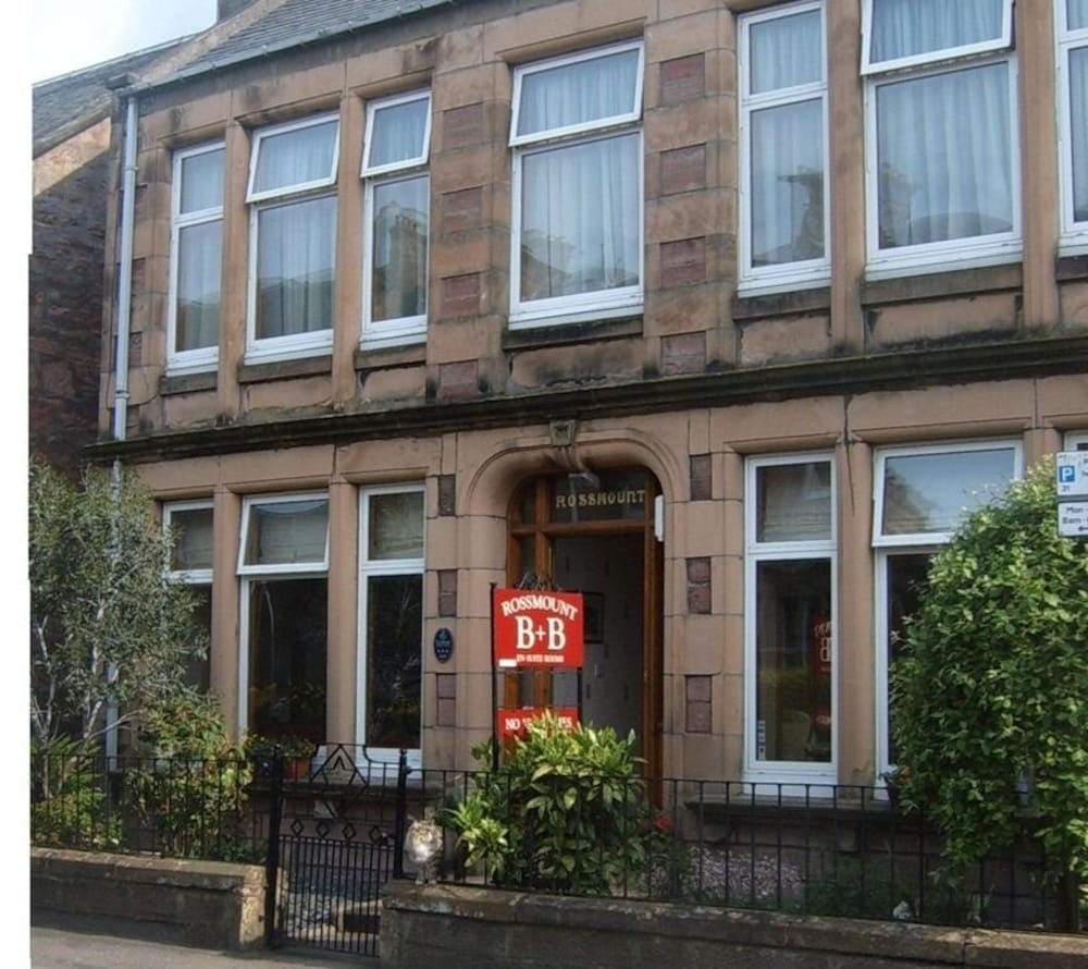 Rossmount Guest House 1