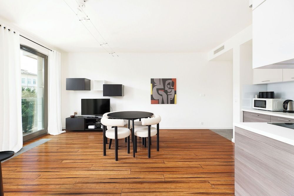 Premium Apartments by Wawel Castle 2