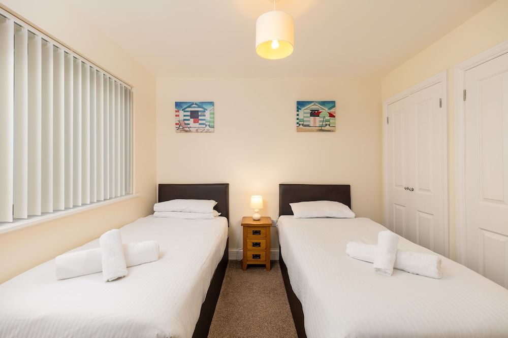 West Beach - Holiday Apartments 2