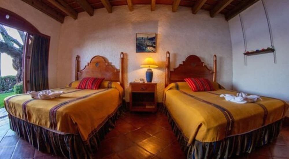 Hotel Posada de Don Rodrigo Panajachel 2