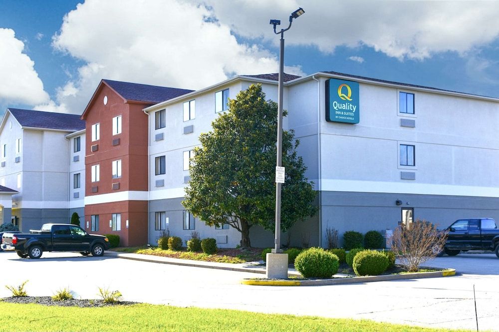 Quality Inn & Suites Brooks Louisville South 1