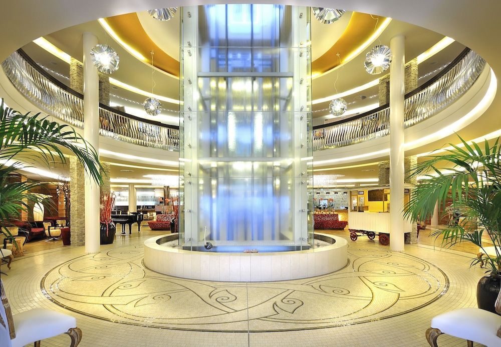 Hotel Alpine Palace 2