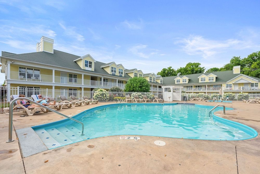 Kelleys Island Venture Resort 1