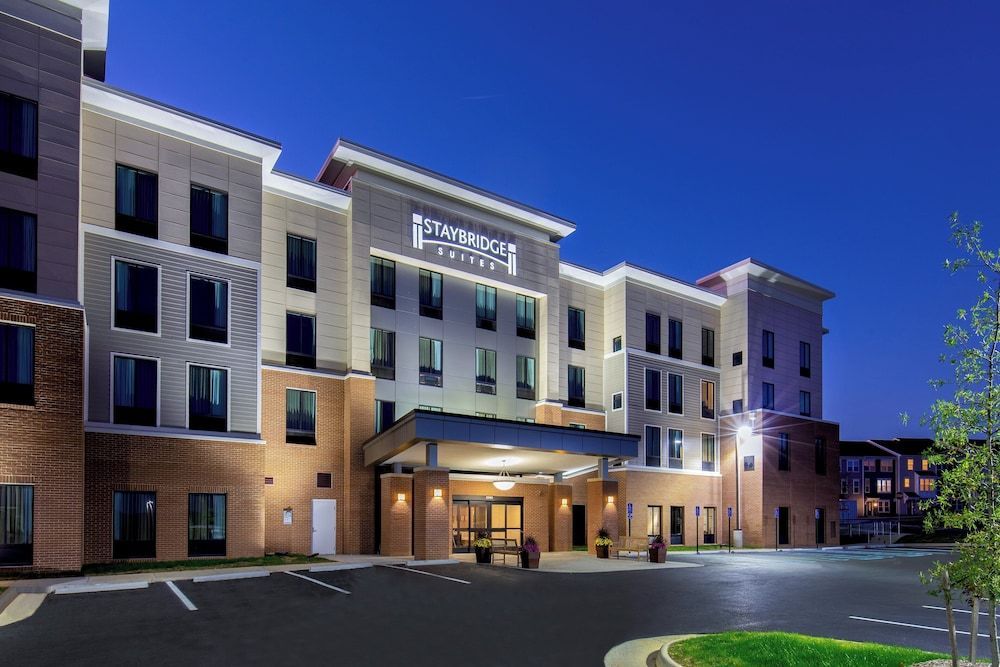 Staybridge Suites CHARLOTTESVILLE AIRPORT by IHG 1