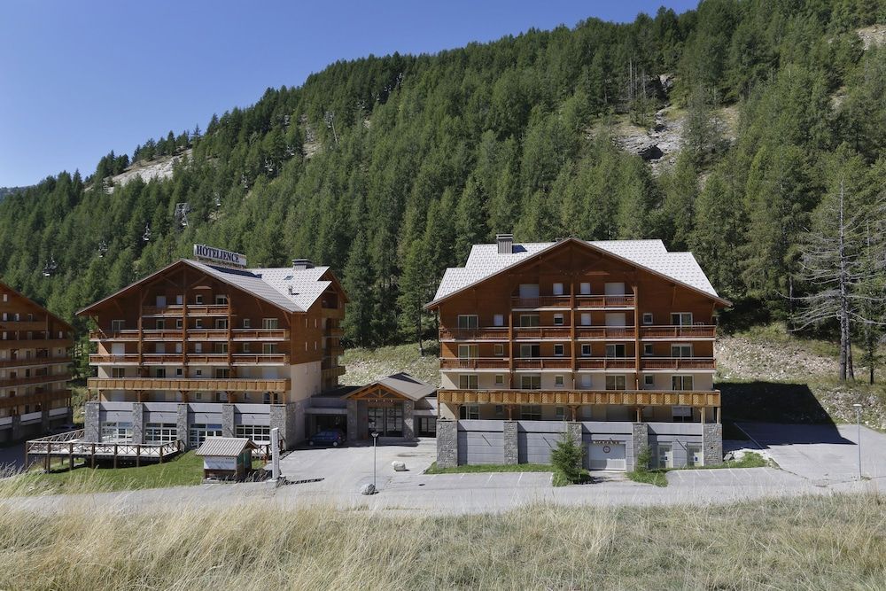 Vacancéole - Les Chalets du Verdon 1