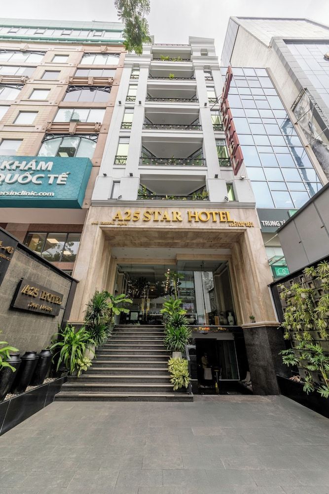 A25 Premium Hotel - 06 Trương Định 1