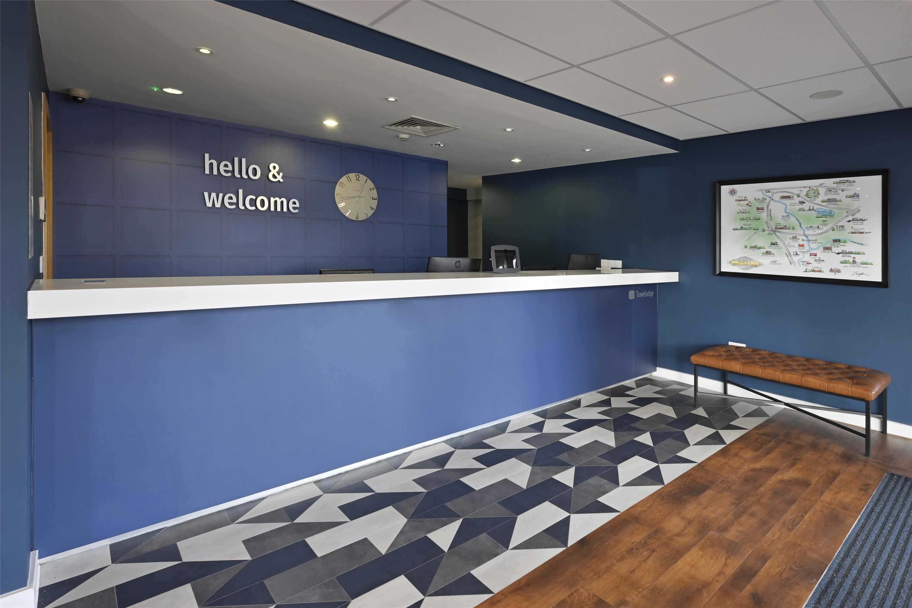 Travelodge Sunbury M3 2