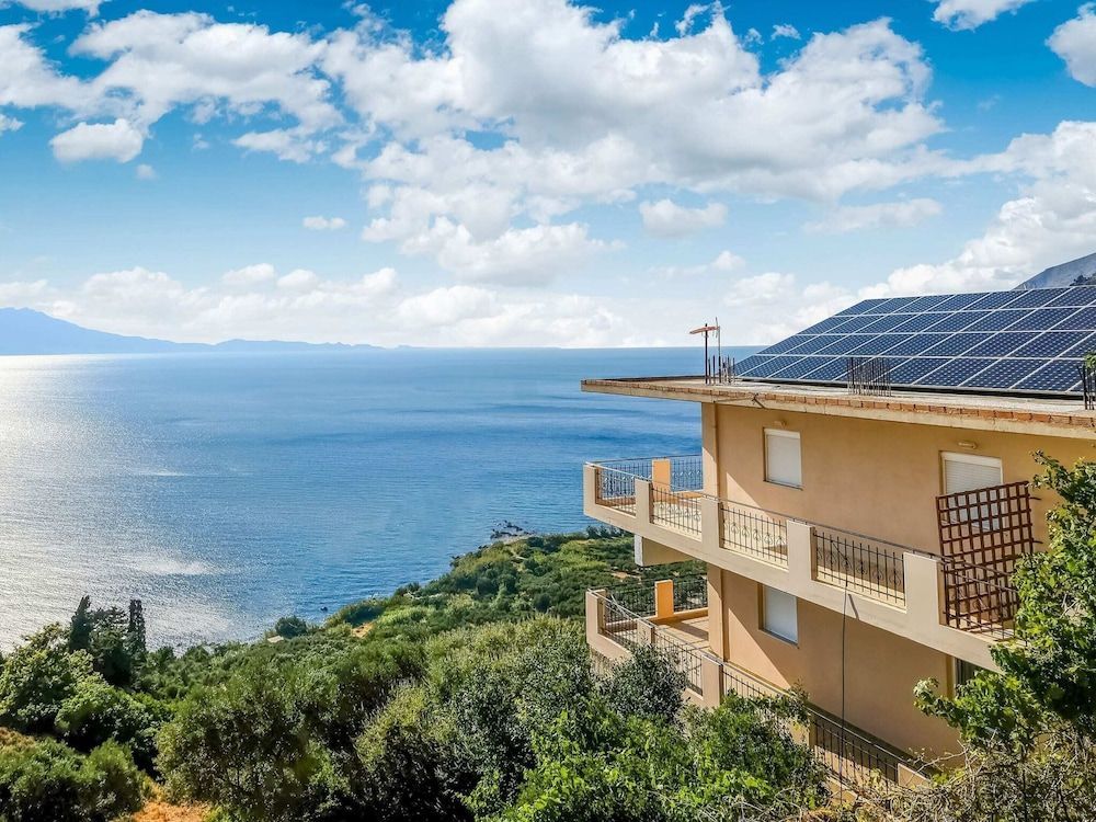 Seaview Studio in beautiful setting, west from Chania 1