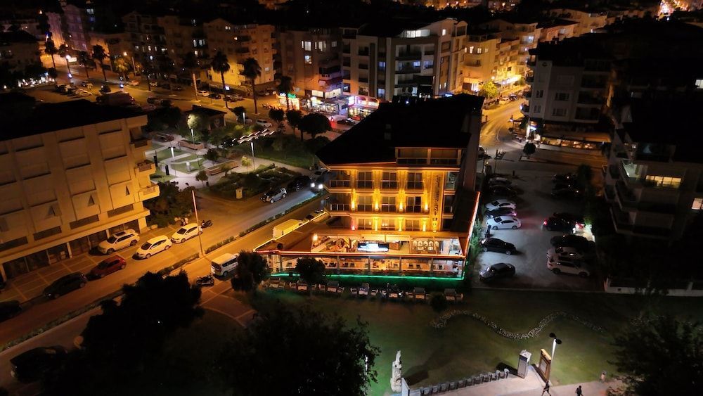 River suite hotel 1
