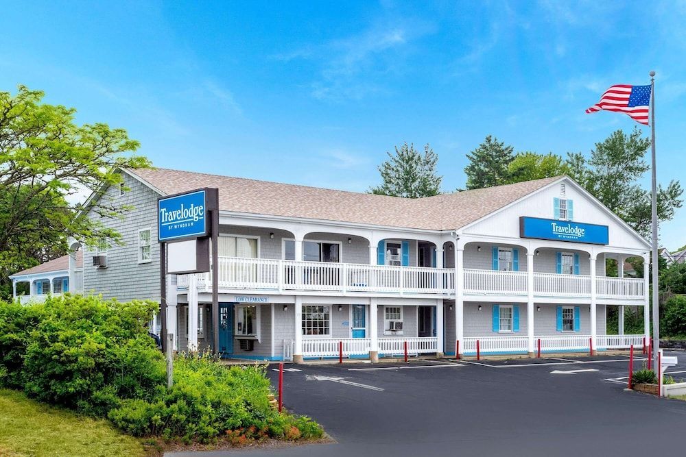 Travelodge by Wyndham Cape Cod Area 1