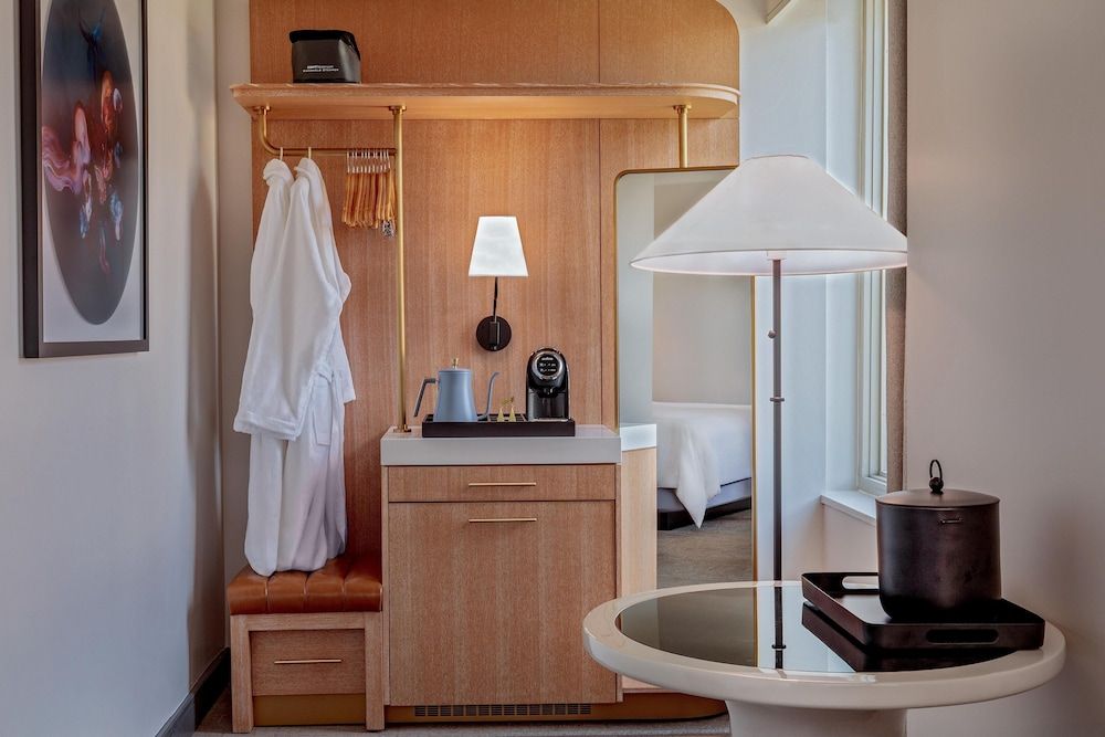 The Beacon at Embassy Row, WorldHotels Distinctive 2