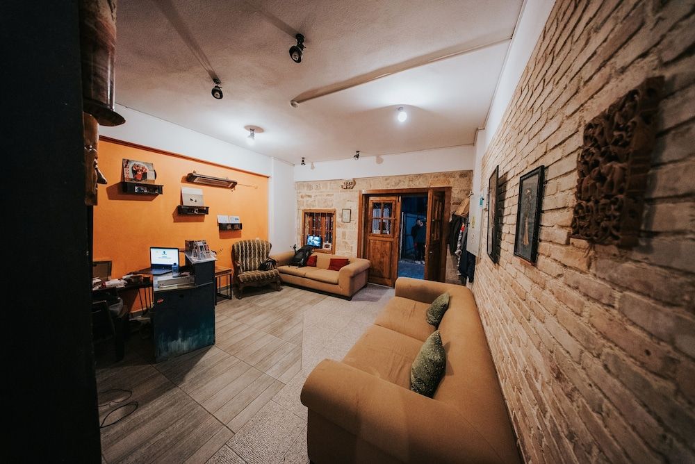 Kuyu Beergarden Hostel 2
