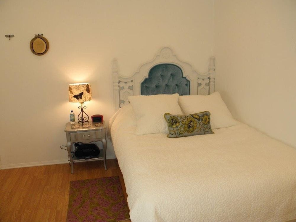Boutique 444 2
