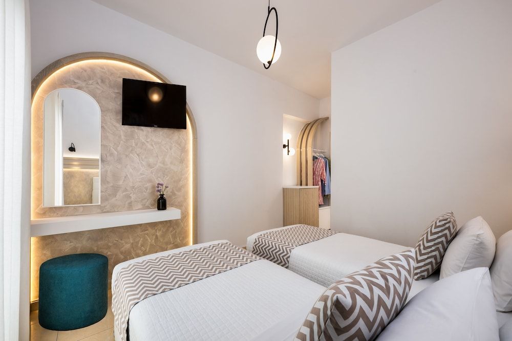 Petros Villa 1