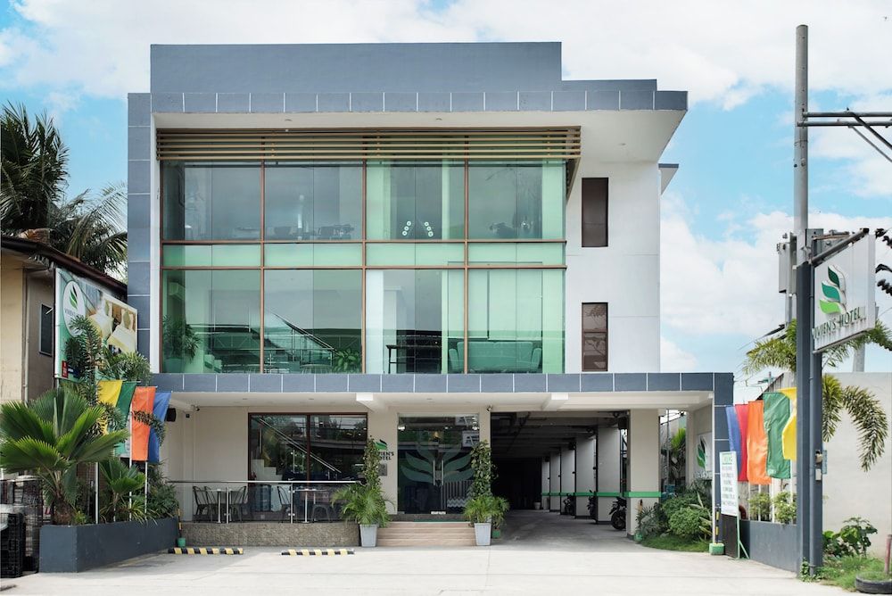 Paris - Mactan - Vivien's Hotel - Mactan