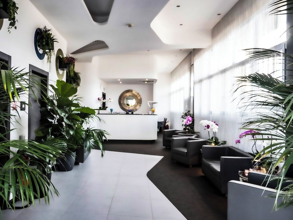 Loto Business Hotel 1