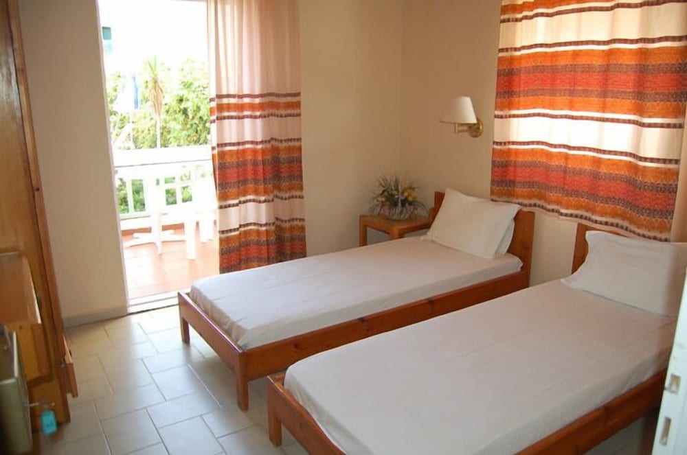 Haris Apartments 2