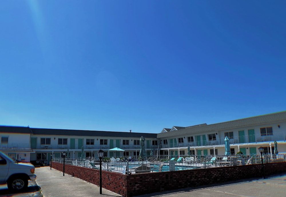 The Jetty Motel 1