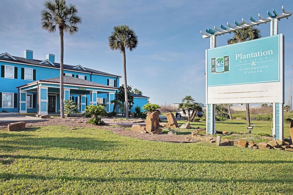 Plantation Suites and Conference Center 1
