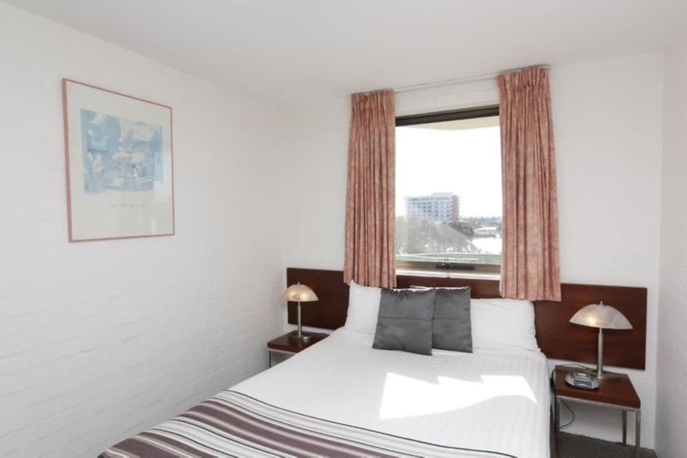 Atrium Hotel Mandurah 2