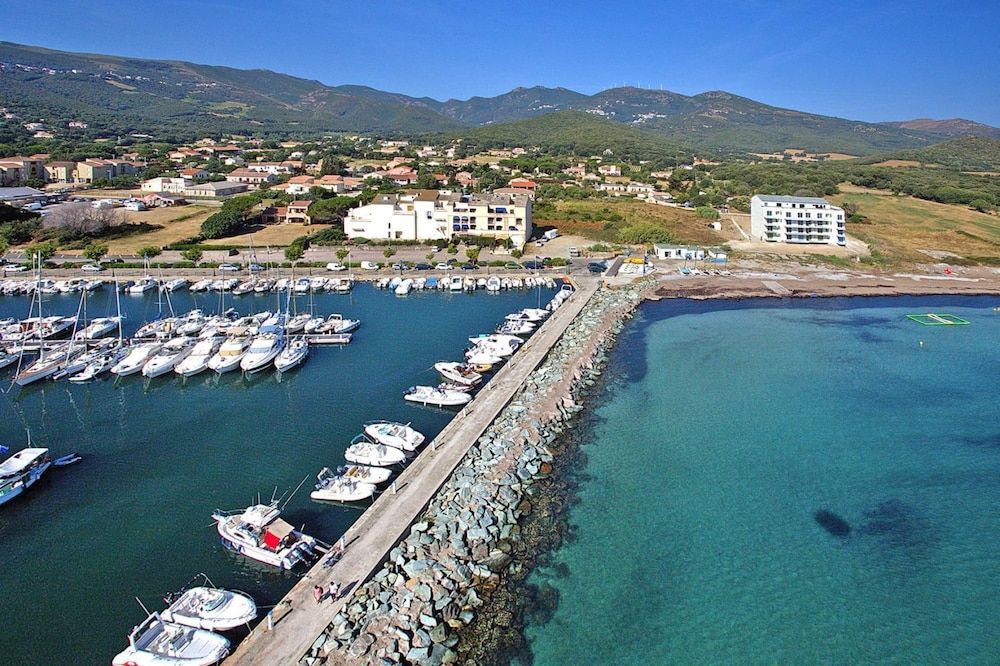 Res. Villa Tyrrenia, Macinaggio/rogliano, Apartment With bay View 1