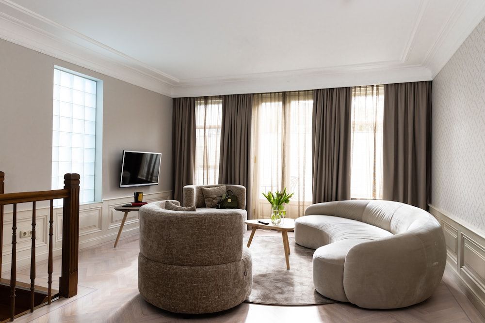 Amsterdam Canal Suites 1