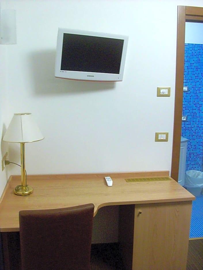 Hotel Mondial 2
