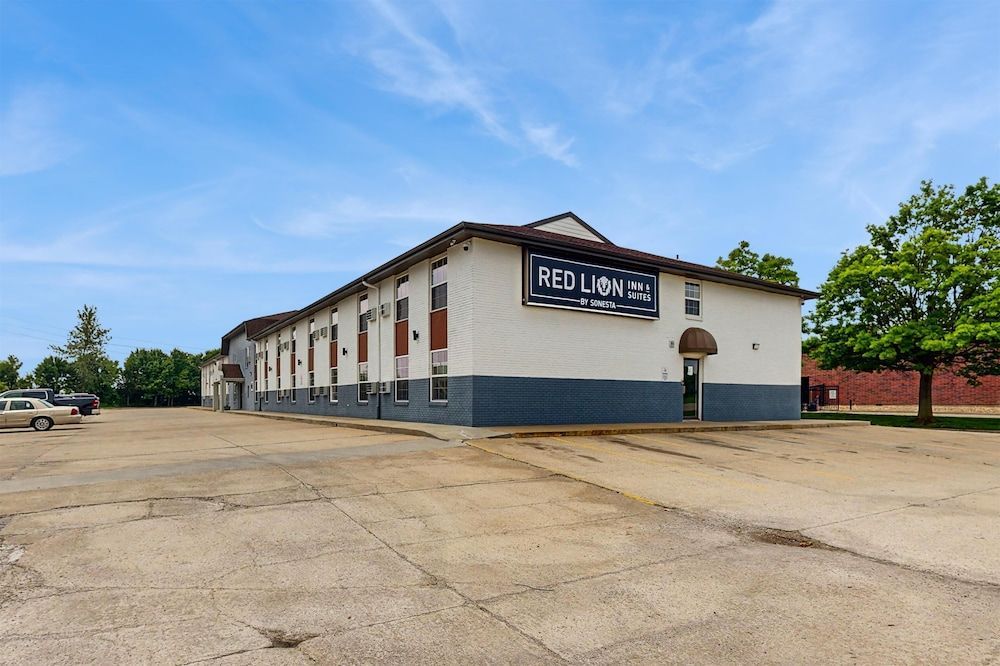 Red Lion Inn & Suites Olathe Kansas City 1